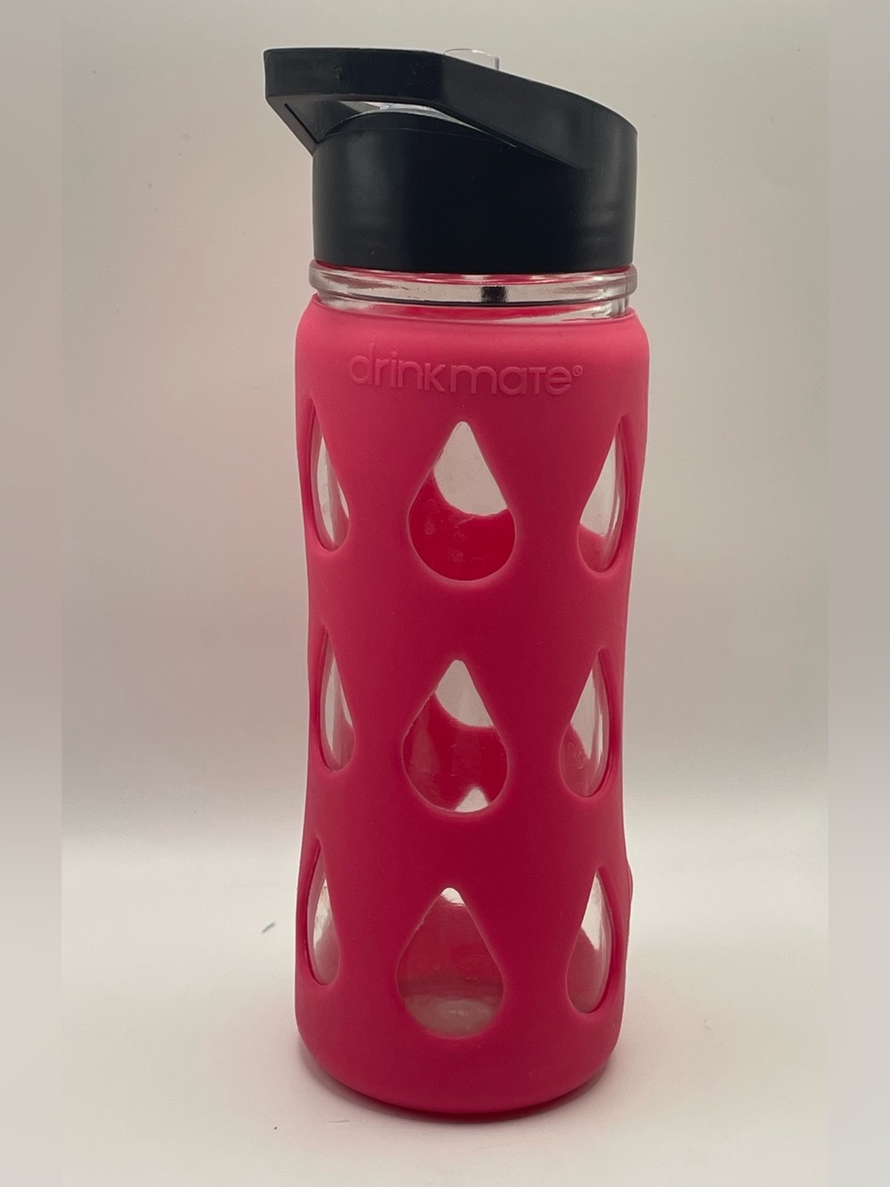 Drinkmate 14 fl oz Glass Water Bottle Pink Silicone Sleeve Black Screw-On Lid